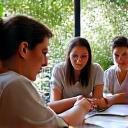 워크숍에 참여하여 함께 배우는 사람들